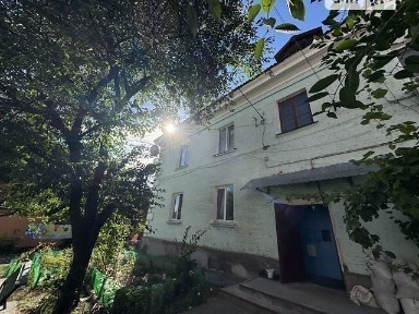 Продаж 2-кімнатної квартири 45 м², Кам'янецька вул.