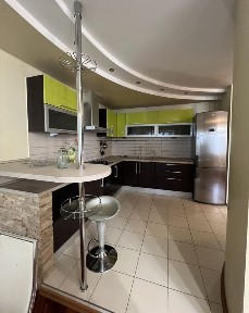 Продаж 3-кімнатної квартири 98.4 м², Вайсера вул.