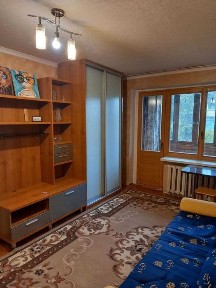 Сдам 1-комнатную квартиру в начале проспекта Слобожанский