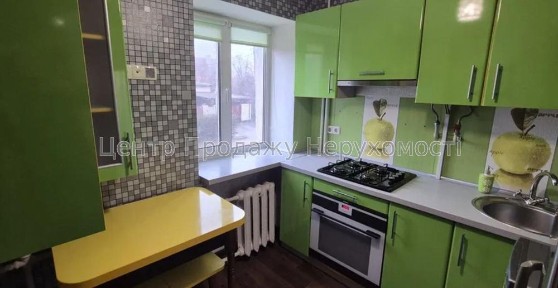 Продаж 2 к квартири, цегляний будинок, Олексіївка