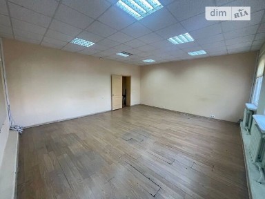 Продаж офісного приміщення 300 кв. м. на 3 поверсі на вул. Володимира Мономаха, триповерхова будівля • ID 33223851