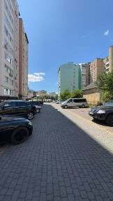 Здана 3-кімнатна квартира за вигідною ціною неподалік центру!