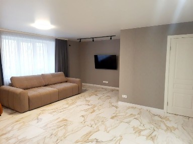 СДАМ 2к. квартиру с А/О пр-кт. СВОБОДЫ 3 этаж