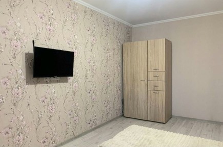 Оренда сучасної 1 кімнатної квартири Таращанський масив