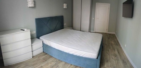 Класна 1 кВ 60 кВ, ЖК Старокиівський, м КПІ пішки