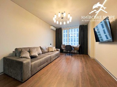 Аренда 1-комнатной квартиры 51 м², Князя Романа Мстиславича, 22