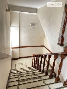 Продаж комерційного приміщення на вул. Василіянок, площа 350 кв. м • ID 32683387