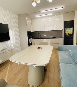 Продається 3 кімнатна квартира р-н Старий Парк