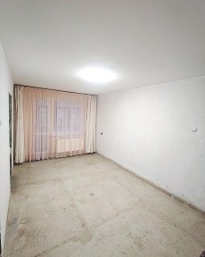 4-к, Первозванного Андрія вул., 58, Вишенка