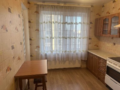 1 кім. квар. ЖК Радужний. 11й поверх 35м2.Євроремонт.