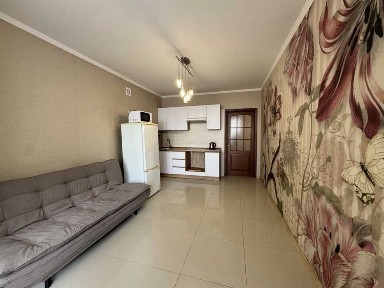 Продам квартиру с ремонтом в новом доме вблизи Аркадии