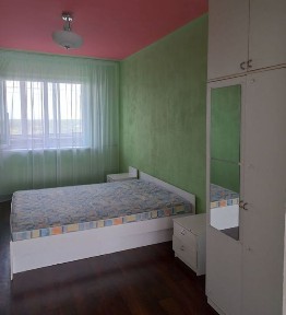 Сдам 4х комнтаную квартиру 10й район