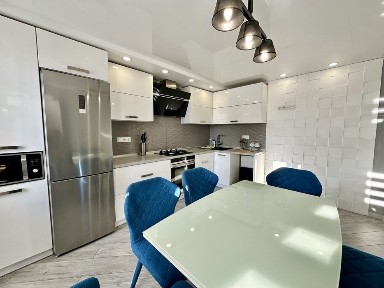 Продаж 2К квартири з сучасним ремонтом