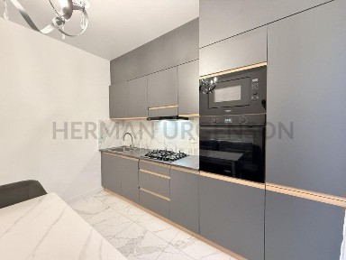 Продаж 1к квартири 40 м. кв / ЖК Озерний край, р-н Компотний