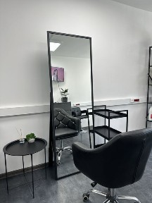 Аренда рабочего места для парикмахера (свет есть всегда)