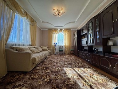 Продаж будинку Кременець