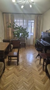 Продаж 3-кім. квартири 63 м. кв., в. Б. Грінченка
