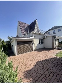 Оренда будинку в центрі міста