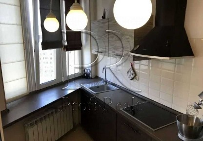 Оренда 1 к кв вул. А. Ахматової 30, м. Позняки/Осокорки.