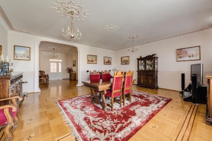 Без%. Вул. Проф. Павловського, 4 (Боткіна), метро КПІ, 4 кім., 174 м