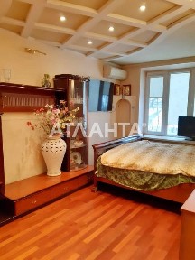 4-х комн. квартира в исторической части города близко к Дерибасовской