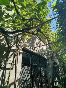 Добротный, каменный дом в Черноморске