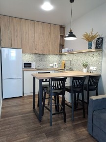 Подобово, потижнево! Євродвушка метро Академіка Павлова