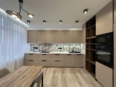 Первая сдача! Видовая 2к на Каманина