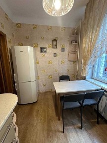 Від Власника здача сталінка возле пам'ятника Слави