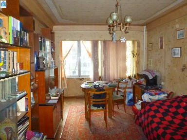 2-кімнатна квартира на Русанівці, вул. Ентузіастів 7/3