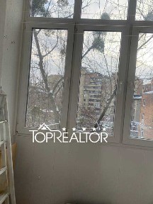 Продам 3 кім. квар. 75 м2 Центр! Вулиця Свободи! Сталінка! 100% Ж/Б!