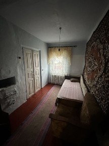 Здається частина будинку р-н Польські фільварки