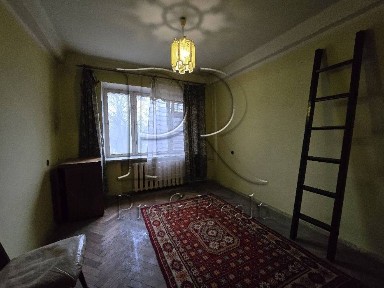 Продаж 3 кімн. квартири біля метро проспект Голосіївський 89