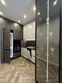 Продаж нової 2 кімнатної квартири з меблями технікою 49м2, Соф. Липки