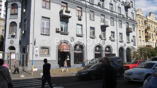 Бессарабська пл. Колосальний трафік. Майдан Незалежності 400м. кв