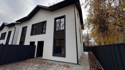 Дуплекс в ЛІСОВІЙ ЗОНІ Ірпеня ! ЦЕНТРАЛЬНІ Комунікації ! Без Комісії