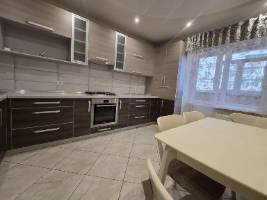 Продаж 1к квартири район СКД