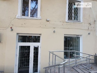 Оренда офісного приміщення на пл. Соборна 1, приміщень - 2, поверх - 1 • ID 33767567