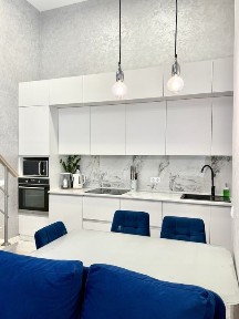 Подобова оренда однокімнатної студії, новобудова ЖК Сузірʼя 2020