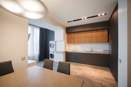 Продажа 4-комнатной квартиры 120 м², Херсонская ул., 9б