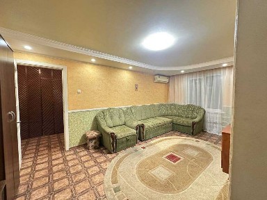 Продам 3-х комнатную квартиру на Левобережном Богомаза 188д