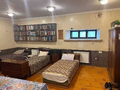 1/2 в Частном Доме, в Жулянах. 5 спальн мест