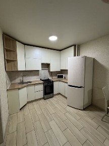 Аренда, евродвушка, центр города. Газовое отопление.