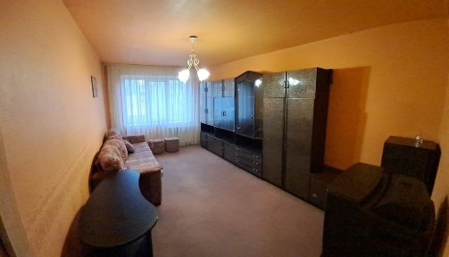 Ст. м. Мінська, вул. Л. Лук'яненка 1 в