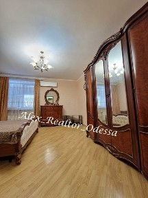 Сдам 1 комн. квартиру. 5 ст. фонтан. Парк Победы. Аркадия. Приморский