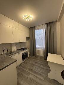 Продам 2-ком квартиру р-он Солнечной