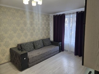 Оренда 1 кім Дружба / Будного - Тролейбусна