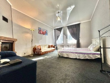 Продаж 1-кімнатна квартира в центрі вул. Городоцька (Костел)