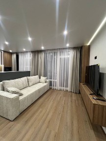 Продам квартиру 2-кімнатна і кухня -студія біля річки