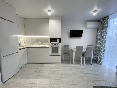 Оренда світлої квартири студії в ЖК Riel City, вул. Рудненська